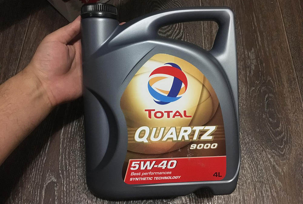 Total QUARTZ 9000 5W40 для Suzuki SX4