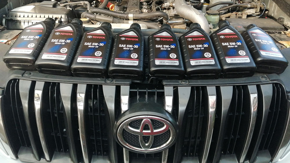 Замена моторного масла в Toyota Land Cruiser Prado